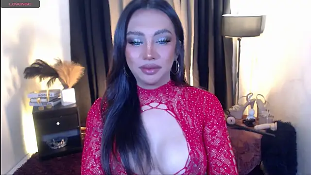 Snapshot of LoveMarie69xoxo chatting on 05-31-26, 03:19 LoveMarie69xoxo online show from 05-31-26, 03:19