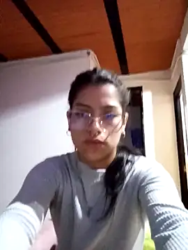 Queen wee online show from 05-01-26, 03:44