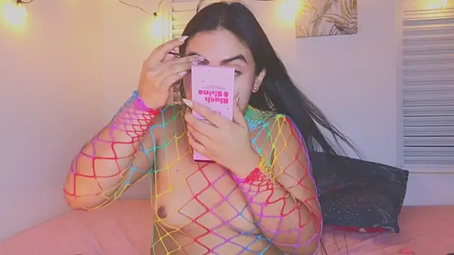 VictoriaaLopez online show from 06-02-26, 04:03