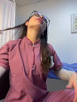 Sweet Milaa1 online show from 05-02-26, 06:24
