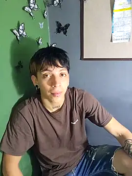 Sebastian Smoke online show from 04-29-26, 07:53