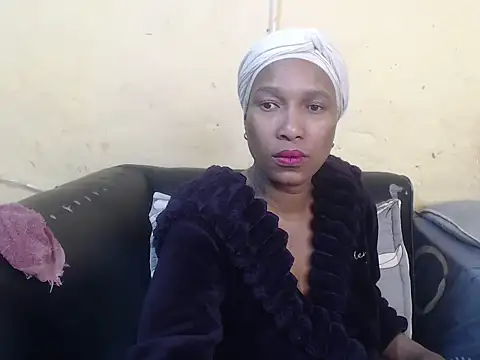 Snapshot of Heaven_Squirter chatting on 07-19-26, 07:01 Heaven Squirter online show from 07-19-26, 07:01