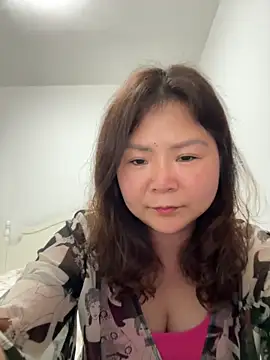 Snapshot of linda51863 chatting on 05-20-26, 02:34 linda51863 online show from 05-20-26, 02:34
