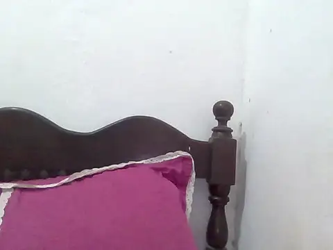 Xoeni online show from 05-15-26, 11:45