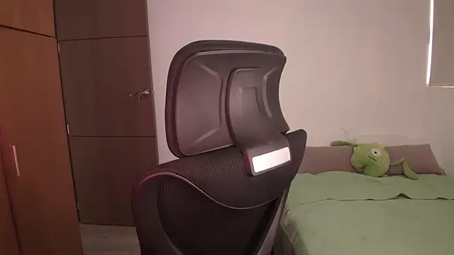 abbyyandmaxx online show from 06-04-26, 04:02
