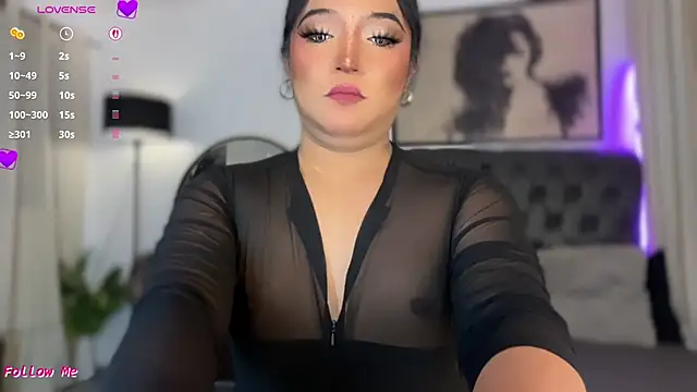 Snapshot of Sensual_Ekang chatting on 06-15-26, 08:55 Sensual Ekang online show from 06-15-26, 08:55