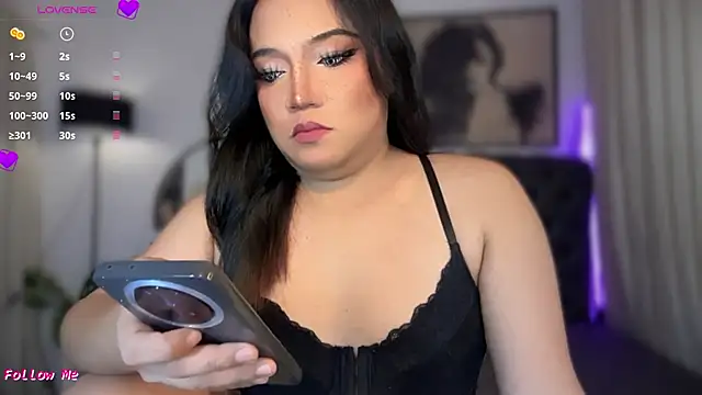 Snapshot of Sensual_Ekang chatting on 06-17-26, 06:31 Sensual Ekang online show from 06-17-26, 06:31
