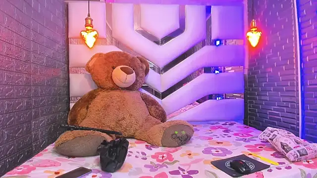 MahiaraHot online show from 07-28-26, 04:08