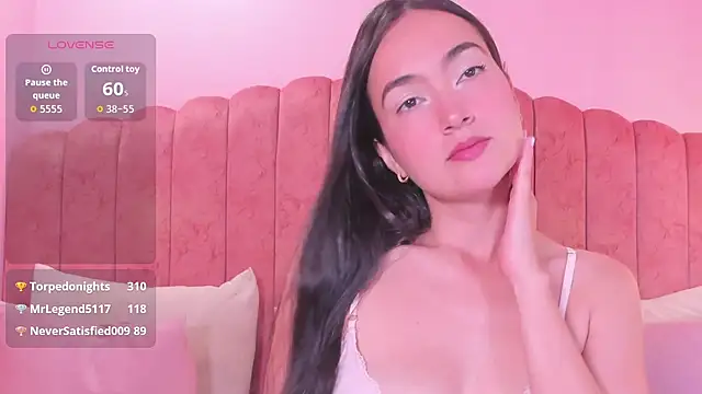 Snapshot of alma_sweeet chatting on 06-30-26, 11:44 alma sweeet online show from 06-30-26, 11:44
