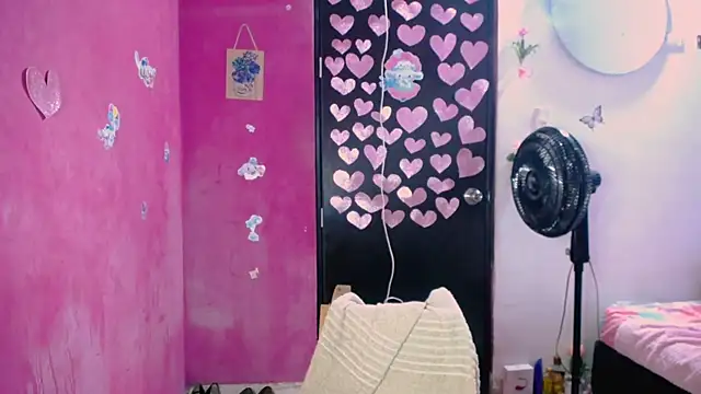 Kiara tits online show from 07-15-26, 01:11