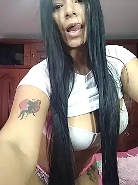 Snapshot of Gisselle-_ chatting on 07-20-26, 09:17 Gisselle- online show from 07-20-26, 09:17