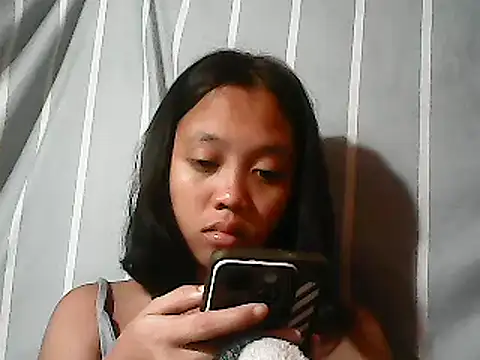 Yours AsianPinayGirl18 online show from 06-04-26, 10:27