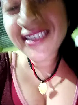 Snapshot of Haliya8 chatting on 05-09-26, 05:07 Haliya8 online show from 05-09-26, 05:07