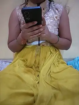 Snapshot of Seema_yadav01 chatting on 05-03-26, 05:46 Seema yadav01 online show from 05-03-26, 05:46