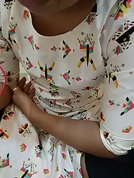 Seema yadav01 online show from 06-26-26, 05:23