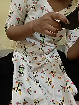 Seema yadav01 online show from 07-07-26, 05:10