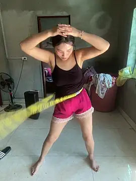 Snapshot of Samso-si chatting on 05-13-26, 01:25 Samso-si online show from 05-13-26, 01:25