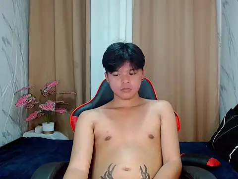 yourhotasiandoms online show from 05-03-26, 02:17