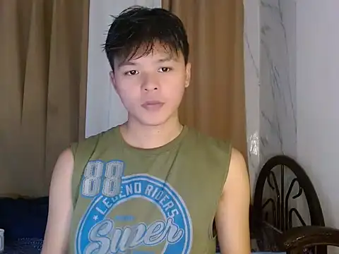 yourhotasiandoms online show from 07-25-26, 09:29