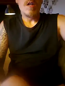 Kingclit1998 online show from 05-25-26, 09:43