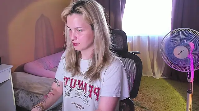 hellfirekiss online show from 06-27-26, 10:53