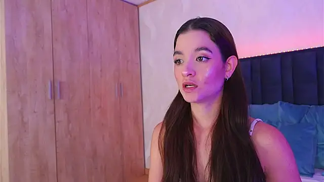 LucyFlame online show from 07-21-26, 04:37