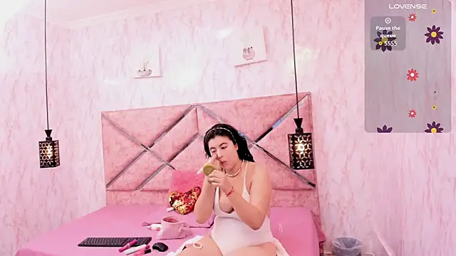 Dolls Antonella online show from 06-20-26, 12:41