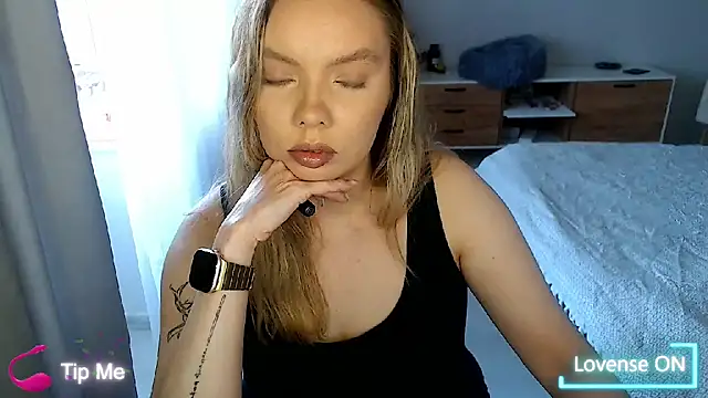 PolinaXXXXXJones online show from 05-15-26, 02:46