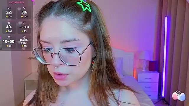 selenamils online show from 06-10-26, 10:14