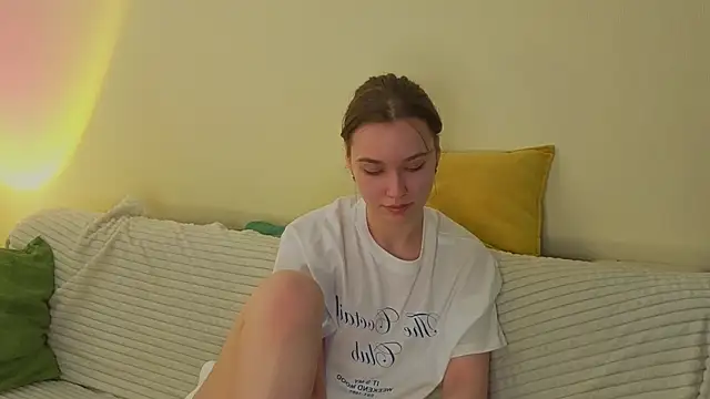 JolieDerringer online show from 06-03-26, 07:33