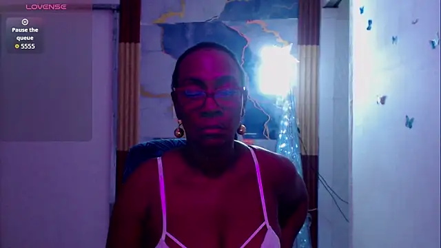 Snapshot of jannyheat chatting on 03-08-26, 05:22 jannyheat online show from 03-08-26, 05:22