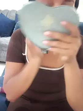 SCARLETVELVET  online show from 08-02-26, 02:04