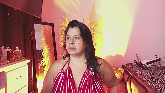 Snapshot of Martina_Foxy01 chatting on 05-29-26, 11:19 Martina Foxy01 online show from 05-29-26, 11:19