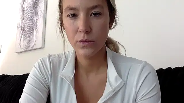 Misss alyssaaa online show from 05-19-26, 03:07