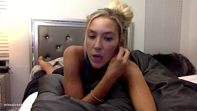 Misss alyssaaa online show from 06-09-26, 04:13