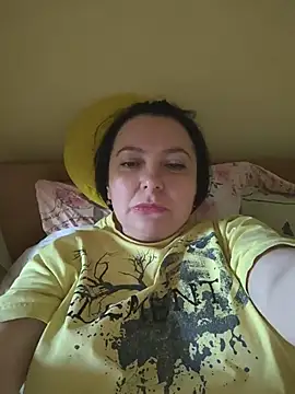 EmmaEmmy40 online show from 05-26-26, 03:41
