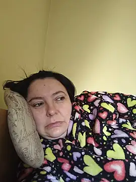 EmmaEmmy40 online show from 05-30-26, 07:05