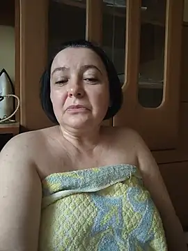EmmaEmmy40 online show from 06-30-26, 04:41