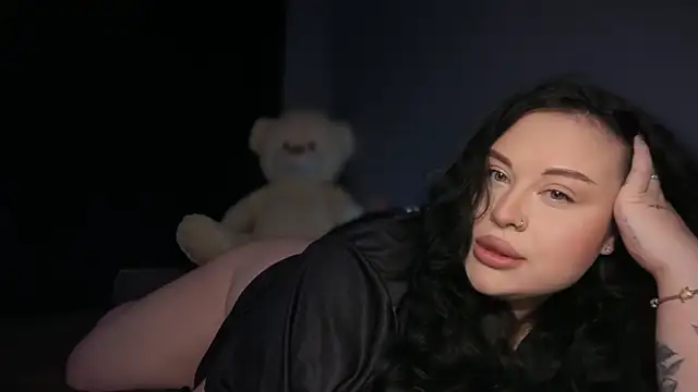Snapshot of Sofi__Si chatting on 06-20-26, 06:33 Sofi Si online show from 06-20-26, 06:33