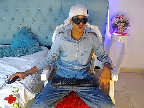 Matheo Chevalier online show from 05-06-26, 03:02