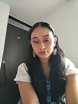 L0lita Emi12 online show from 07-01-26, 05:34