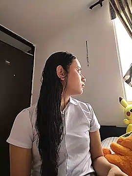 L0lita Emi12 online show from 07-05-26, 06:37