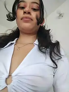 L0lita Emi12 online show from 07-10-26, 08:44