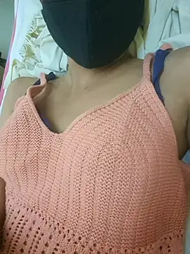 babygirl054 online show from 07-06-26, 01:24