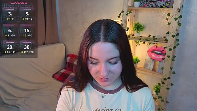 Snapshot of RudyLienna chatting on 06-14-26, 08:16 RudyLienna online show from 06-14-26, 08:16