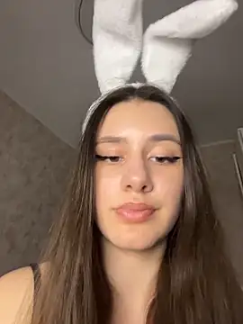 Snapshot of Selena_Mur_ chatting on 05-17-26, 02:35 Selena Mur online show from 05-17-26, 02:35