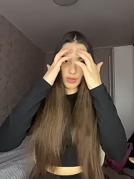 Snapshot of Selena_Mur_ chatting on 05-19-26, 01:28 Selena Mur online show from 05-19-26, 01:28