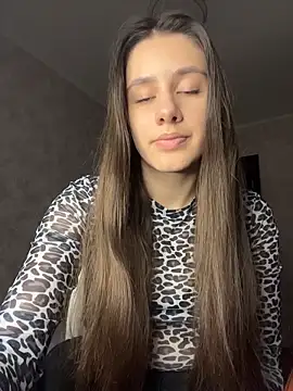 Snapshot of Selena_Mur_ chatting on 05-20-26, 02:23 Selena Mur online show from 05-20-26, 02:23