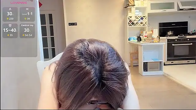 weeeoooo online show from 05-18-26, 08:36