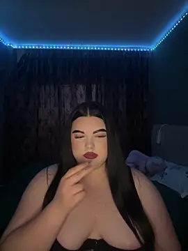 Snapshot of ElyBabyX chatting on 06-16-26, 02:25 ElyBabyX online show from 06-16-26, 02:25